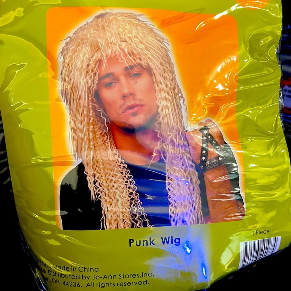 Booville halloween costume wig blonde rocker trailer park wife kinked hair 80’s